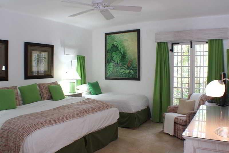 Glitter Bay Hotel Porters Bagian luar foto