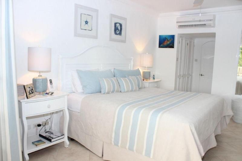 Glitter Bay Hotel Porters Bagian luar foto
